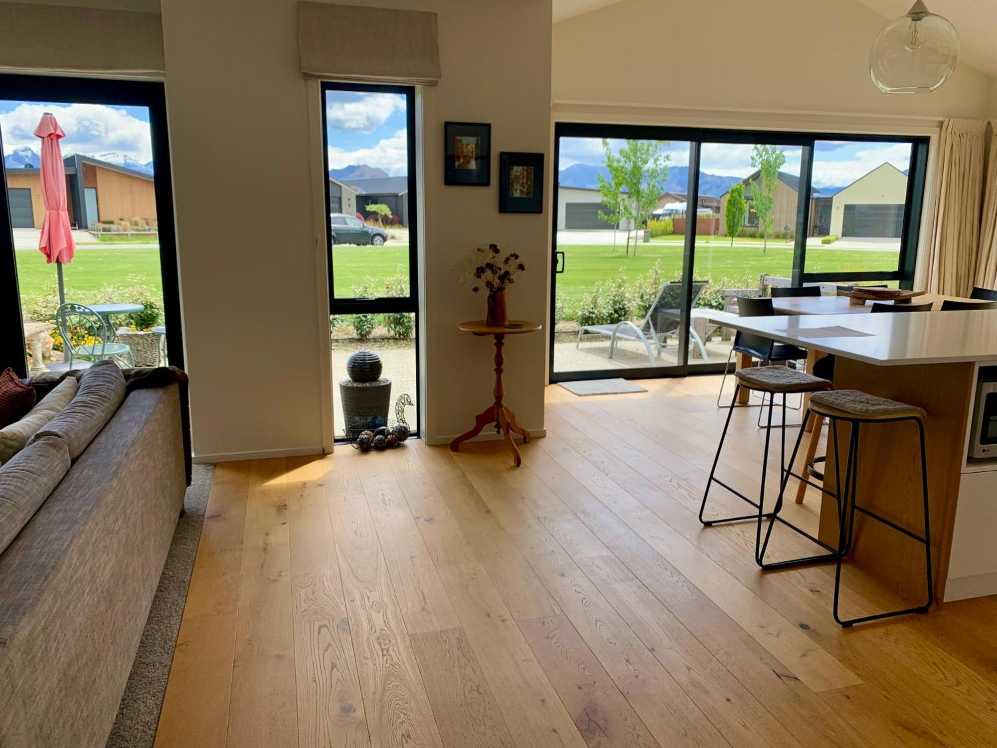 Alpine Abode Villa วานากา ภายนอก รูปภาพ